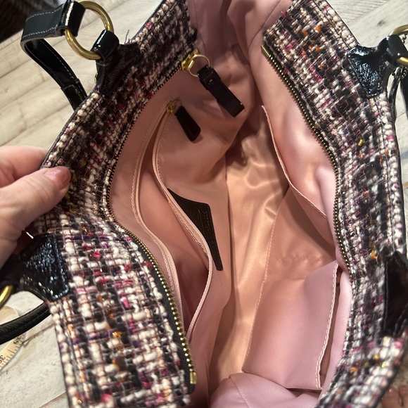 Authentic COACH tweed purse - EUC! - Picture 3 of 6